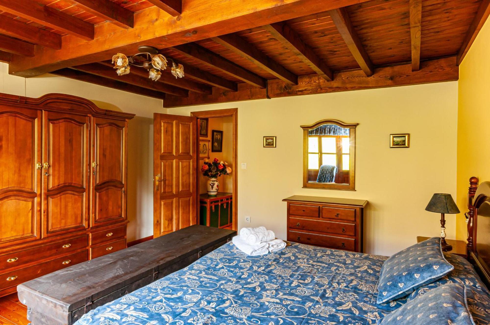 Casa Rural La Regoria Carrena de Cabrales Exteriör bild