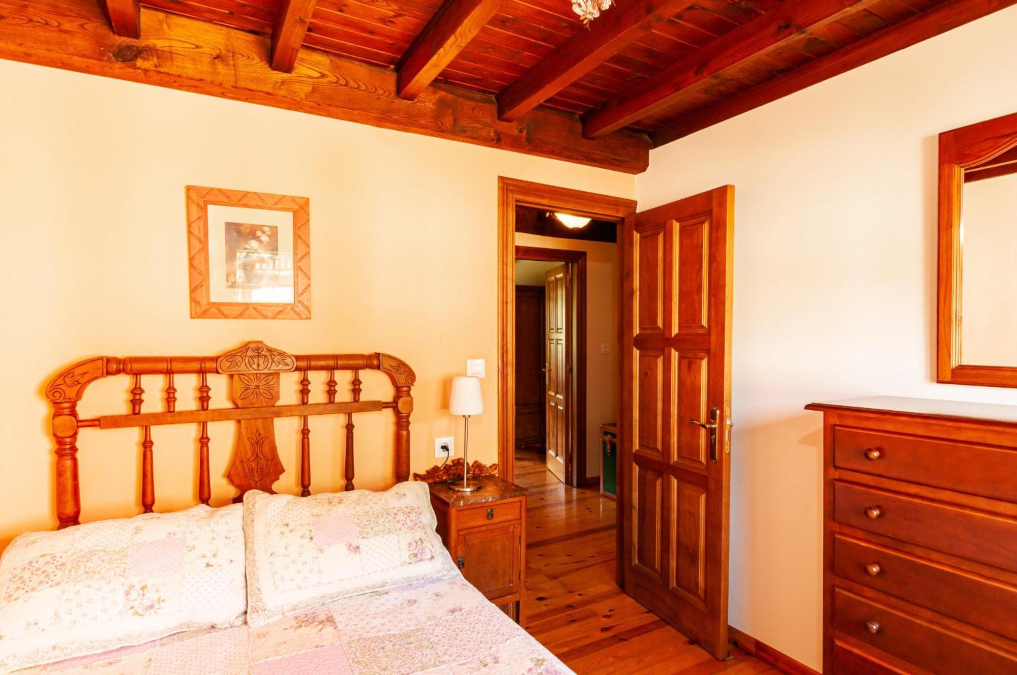 Casa Rural La Regoria Carrena de Cabrales Exteriör bild